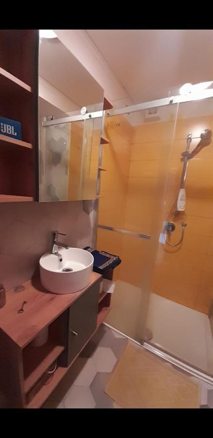 Miramari Apartment Наполи Екстериор снимка