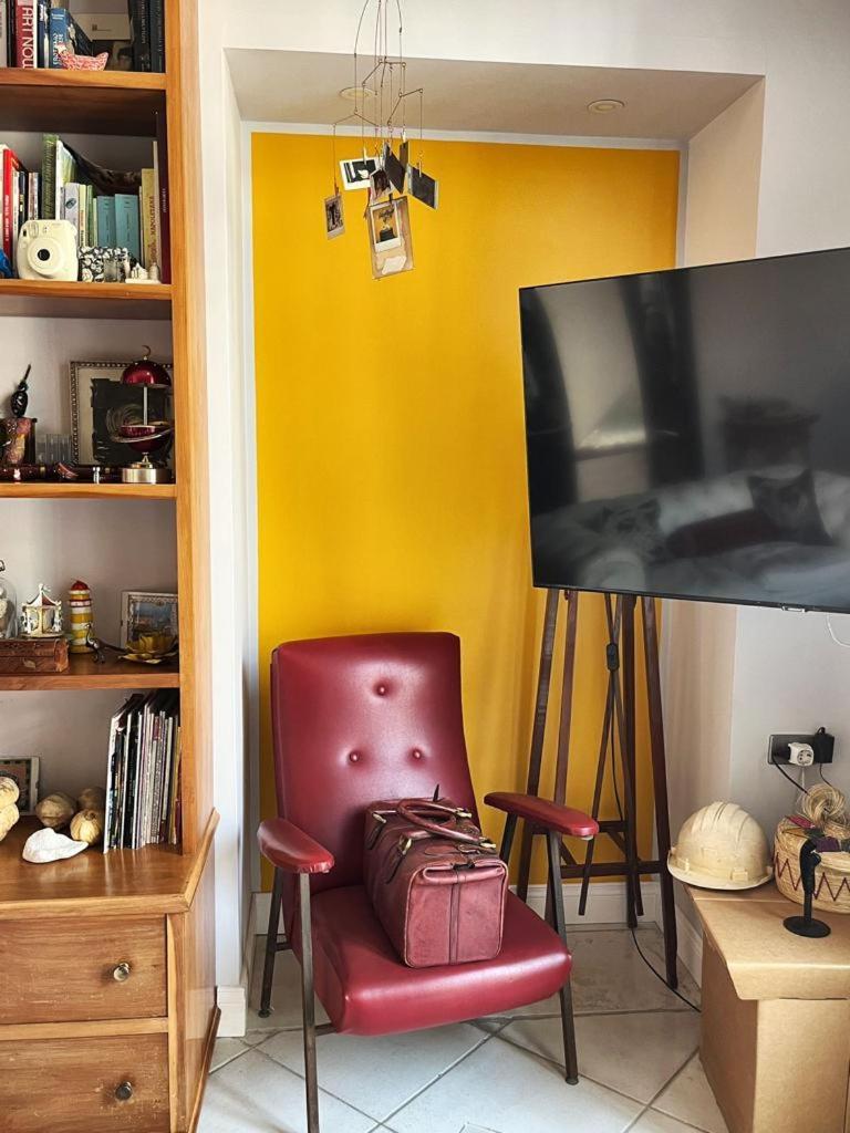 Miramari Apartment Наполи Екстериор снимка