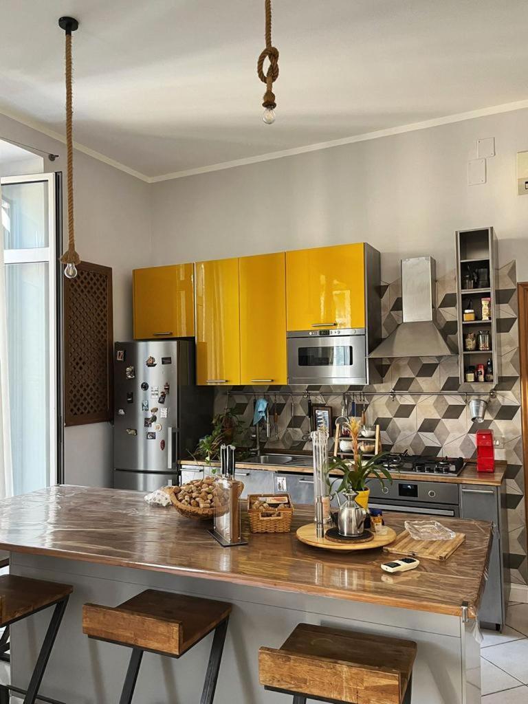Miramari Apartment Наполи Екстериор снимка